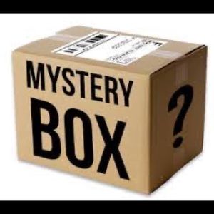 Mens Mystery Bundle Size Medium